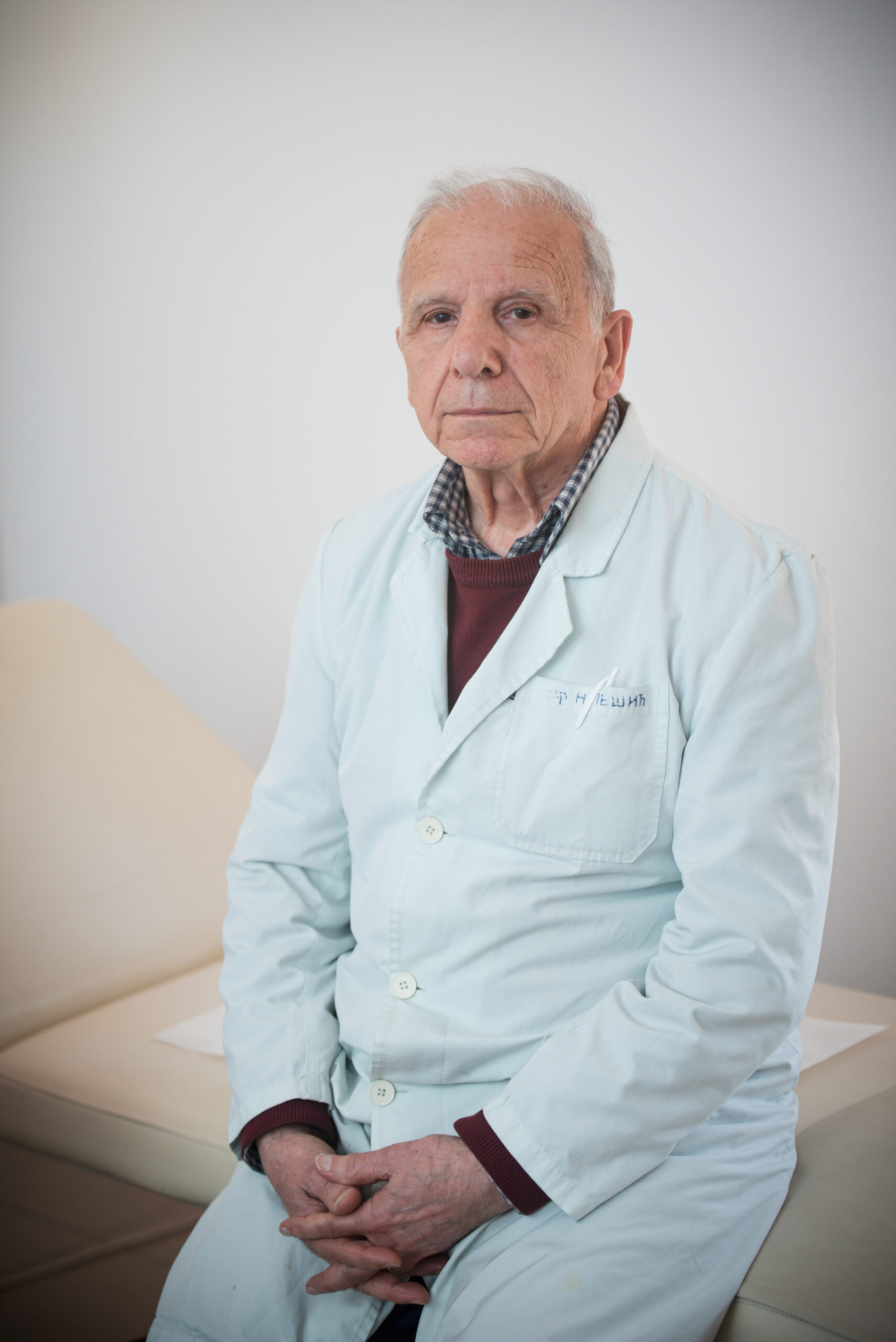 Dr Nikola Lola Pešić - Poliklinika - Goranova